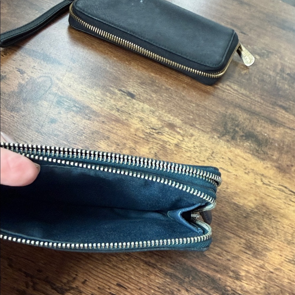 Coach Navy Leather Wristlet - Picture 5 of 9